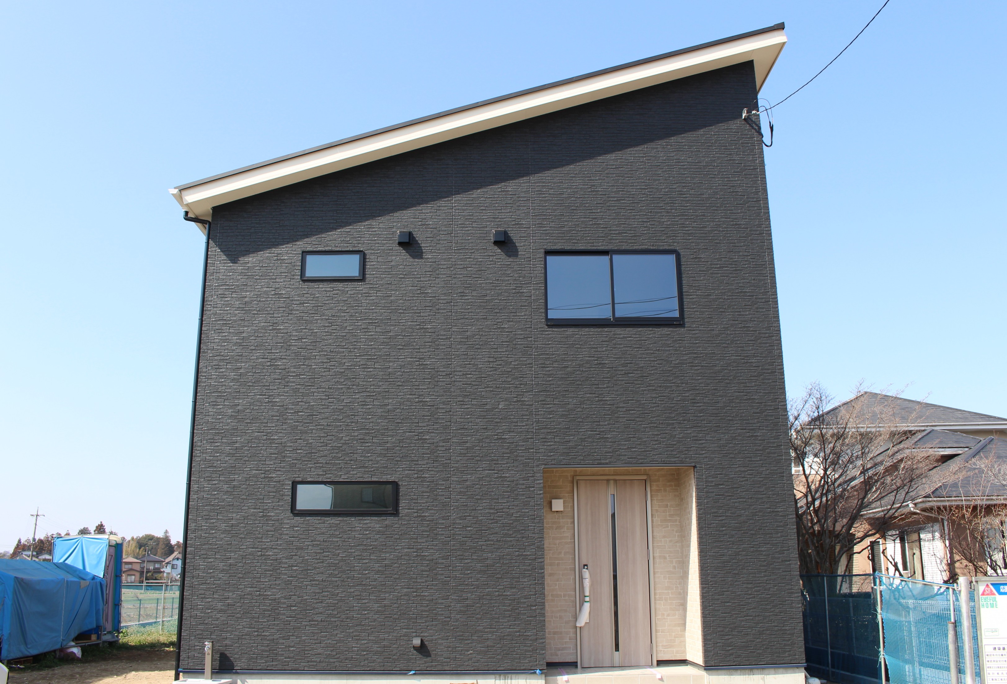 モノトーンがおしゃれなシンプルモダン住宅